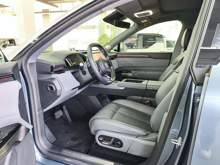 Фото 6 - Zeekr 7X