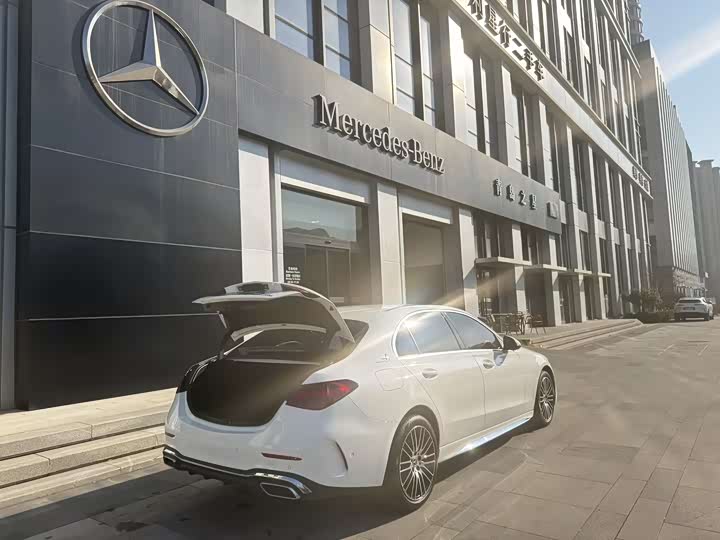 Фото 5 - Mercedes-Benz C-Class