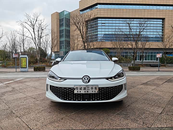 Фото 2 - Volkswagen Lamando L