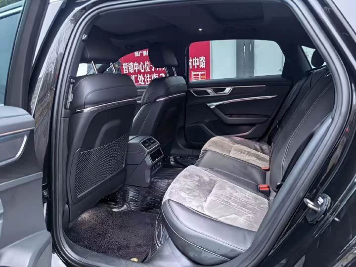 Фото 6 - Audi A6L