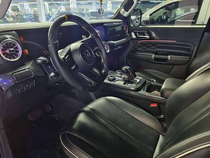 Фото 4 - Tank 300