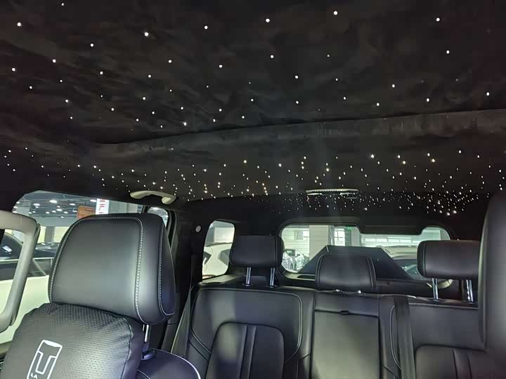 Фото 9 - Tank 300