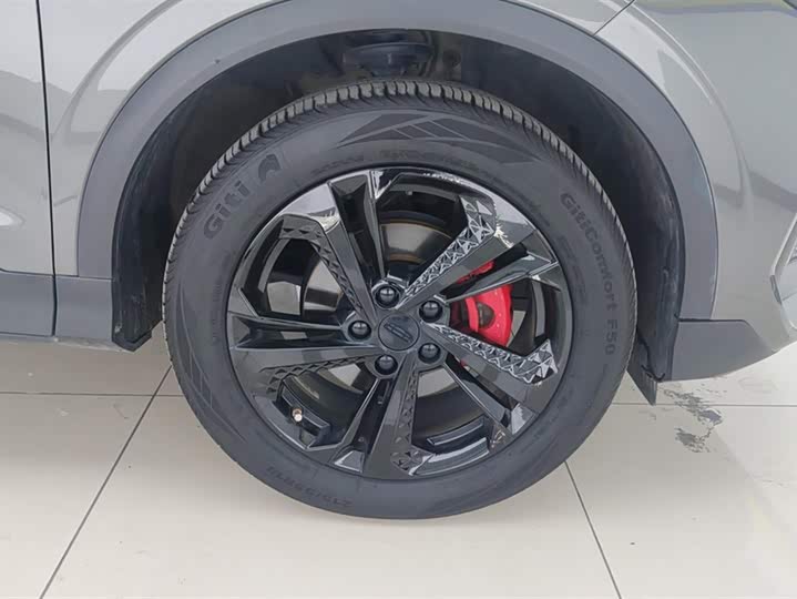 Фото 6 - Geely Coolray