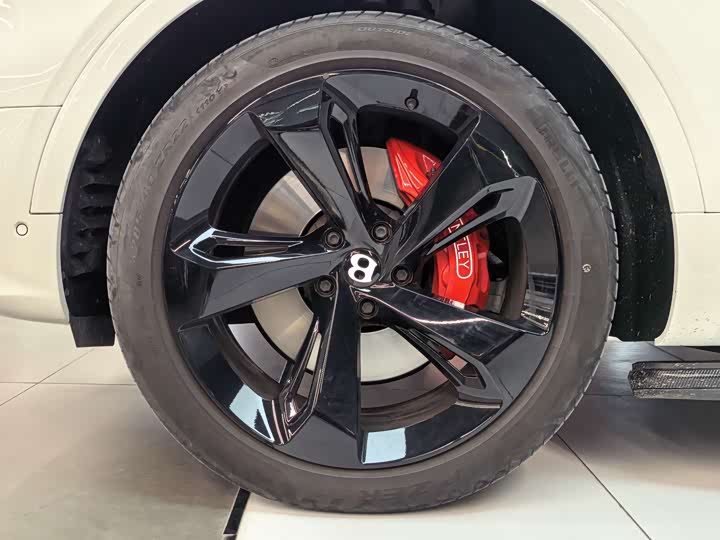 Фото 7 - Bentley Bentayga Hybrid