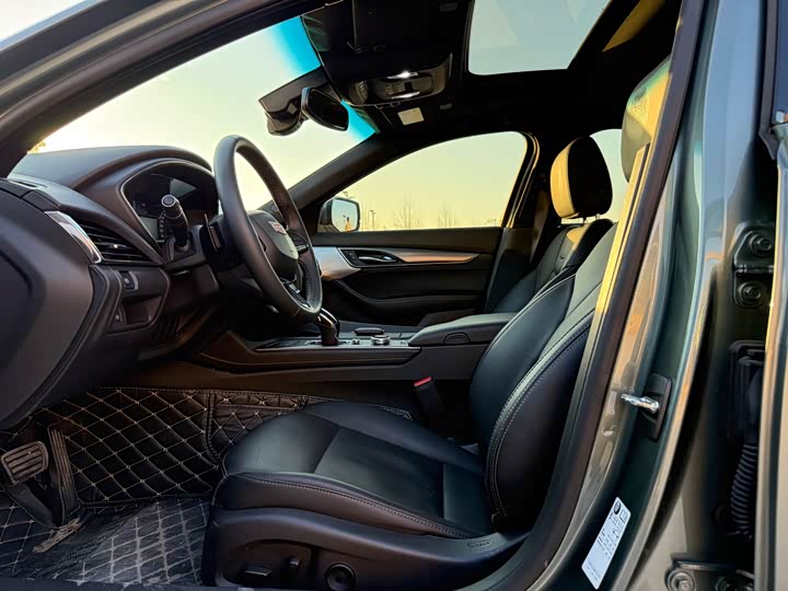 Фото 5 - Cadillac CT5