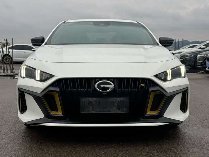 Фото 2 - GAC Trumpchi Empow R