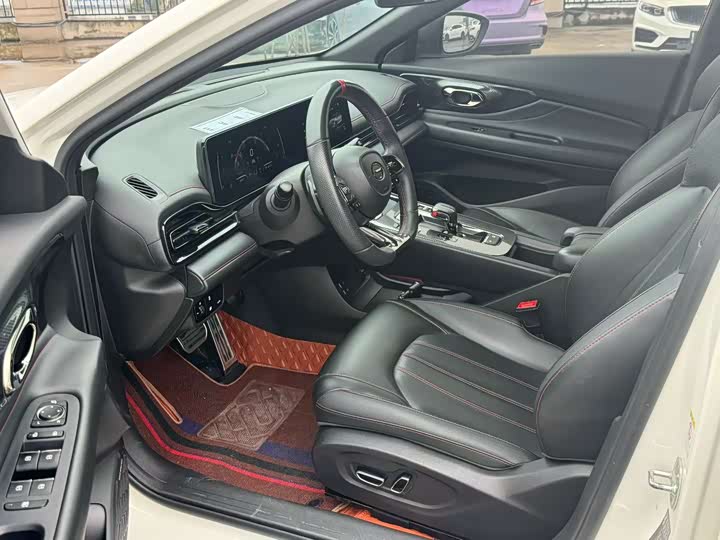 Фото 4 - GAC Trumpchi Empow R