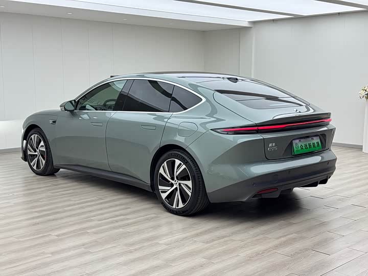 Фото 8 - Nio ET5