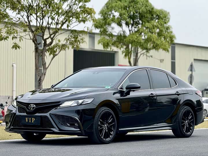 Фото 1 - Toyota Avalon