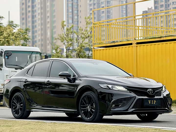 Фото 3 - Toyota Avalon