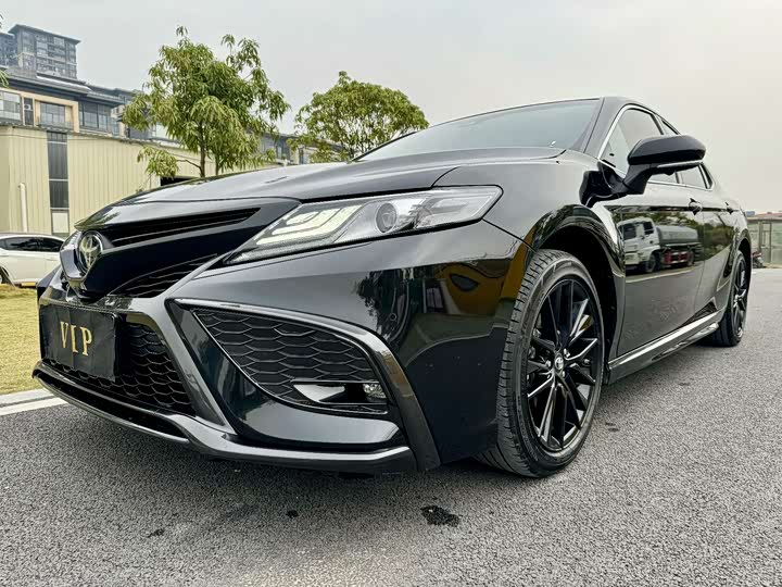 Фото 9 - Toyota Avalon