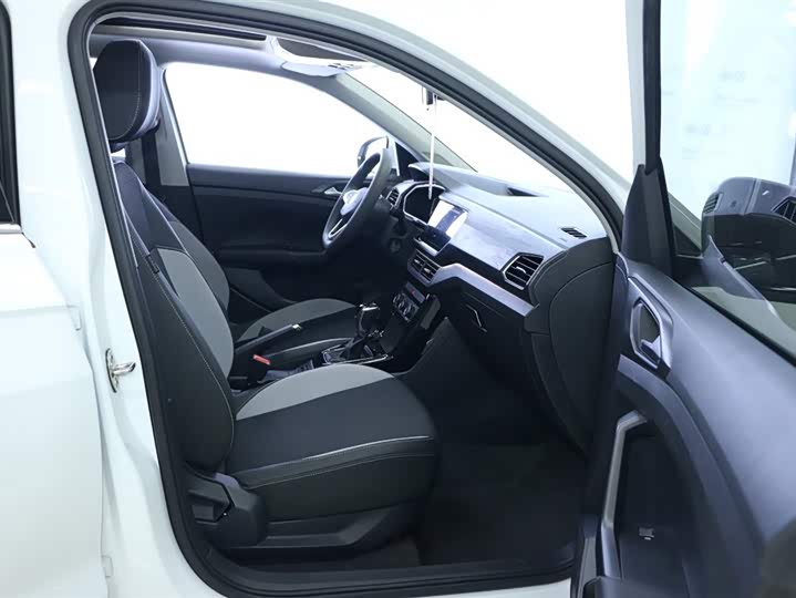 Фото 8 - Volkswagen Tacqua