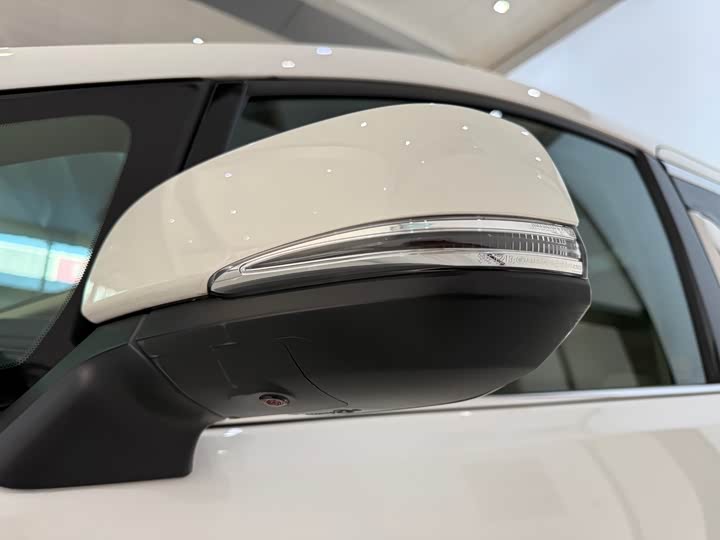 Фото 4 - Toyota Vellfire