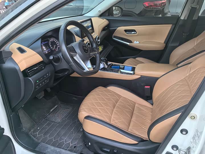 Фото 4 - Nissan Sylphy