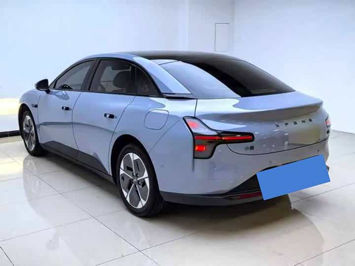 Фото 4 - XPeng Mona M03