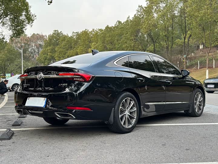 Фото 5 - Buick LaCrosse