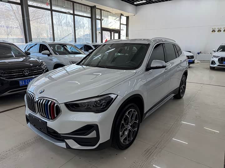 Фото 1 - BMW X1