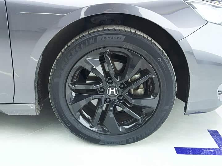 Фото 6 - Honda Accord