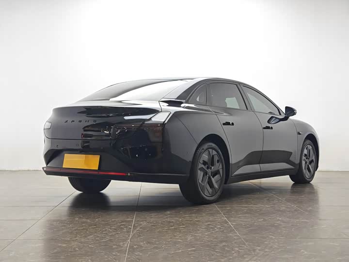 Фото 3 - XPeng Mona M03