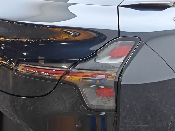 Фото 7 - XPeng Mona M03