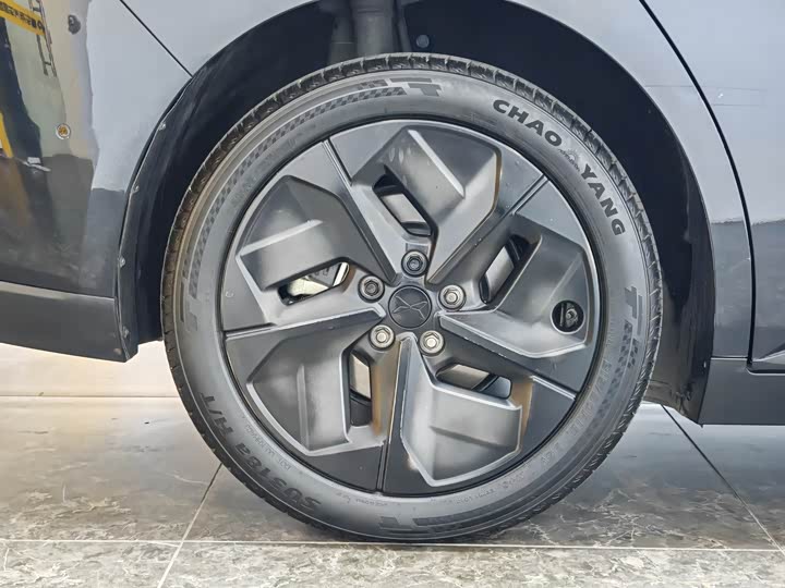 Фото 9 - XPeng Mona M03