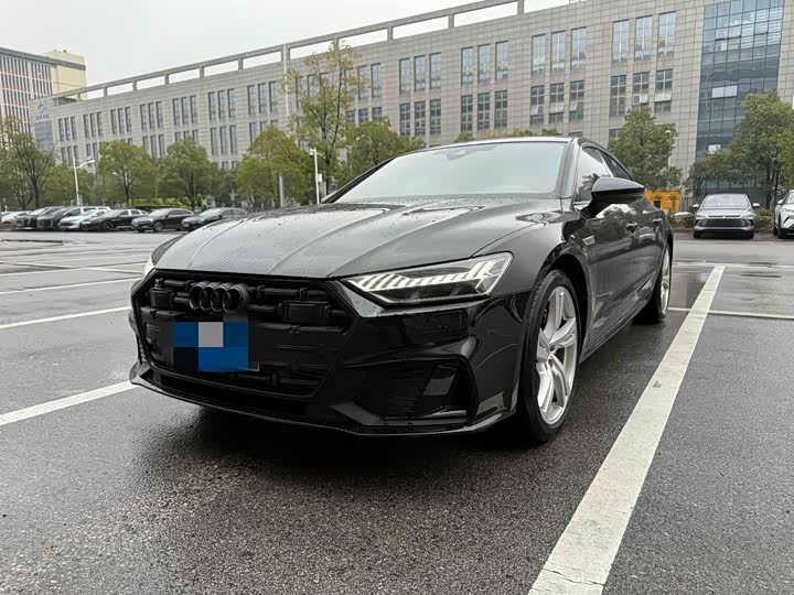 Фото 1 - Audi A7L