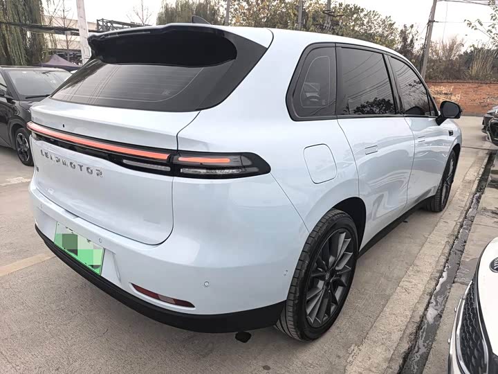 Фото 8 - Leapmotor C10