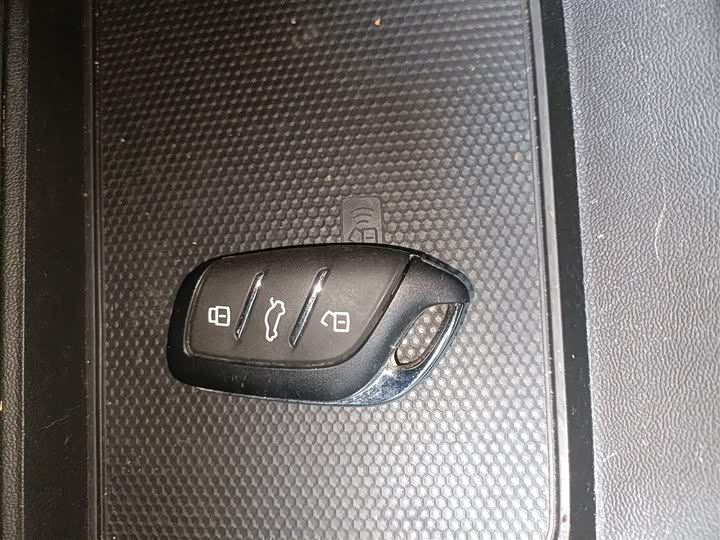 Фото 9 - MG Motor 5