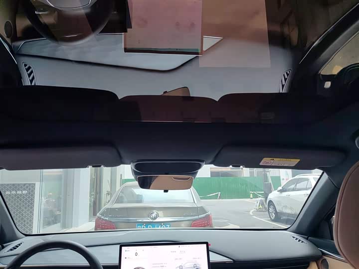 Фото 9 - BAIC Arcfox Alpha T5