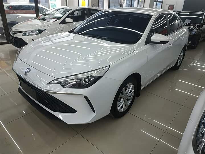 Фото 1 - Roewe i5