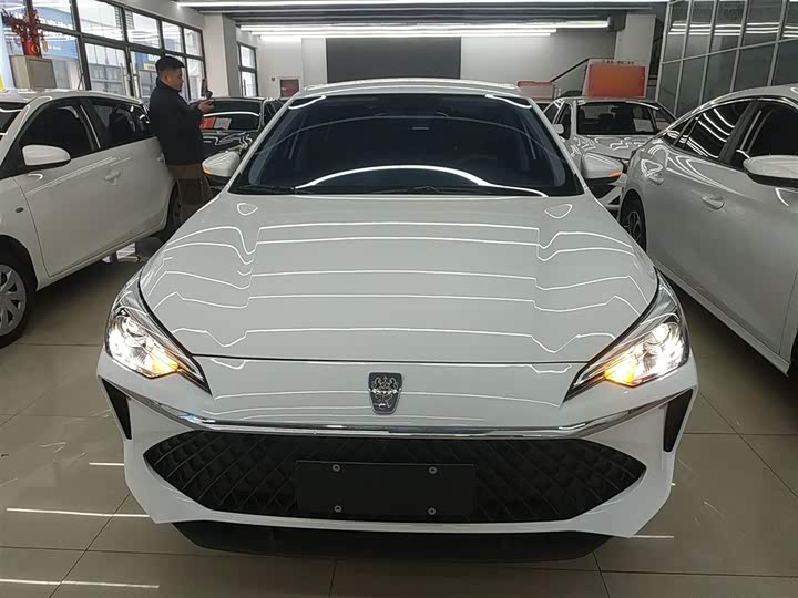 Фото 3 - Roewe i5