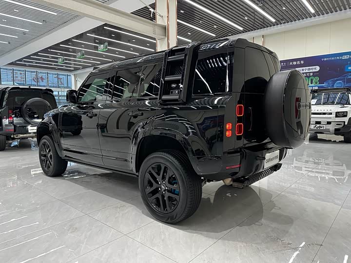 Фото 5 - Land Rover Defender