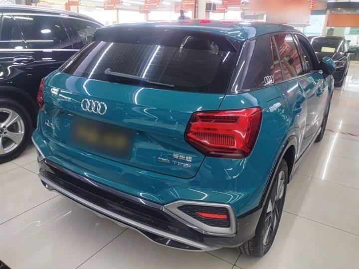 Фото 7 - Audi Q2L