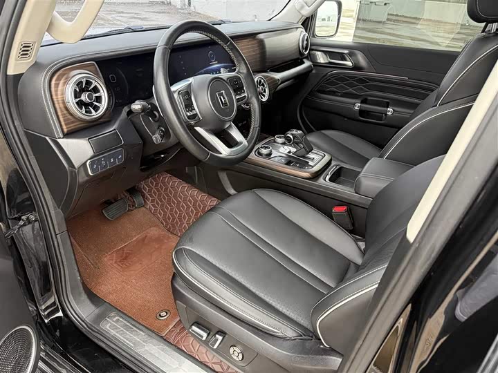 Фото 4 - Tank 300