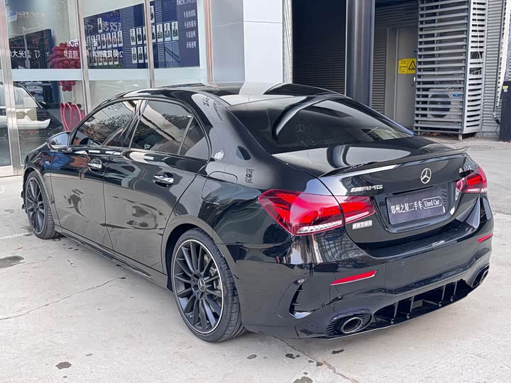 Фото 8 - Mercedes-Benz A-Class AMG