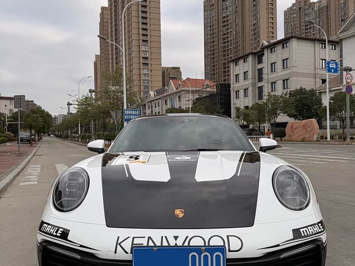 Фото 2 - Porsche 911