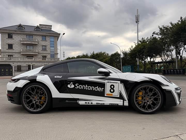 Фото 3 - Porsche 911