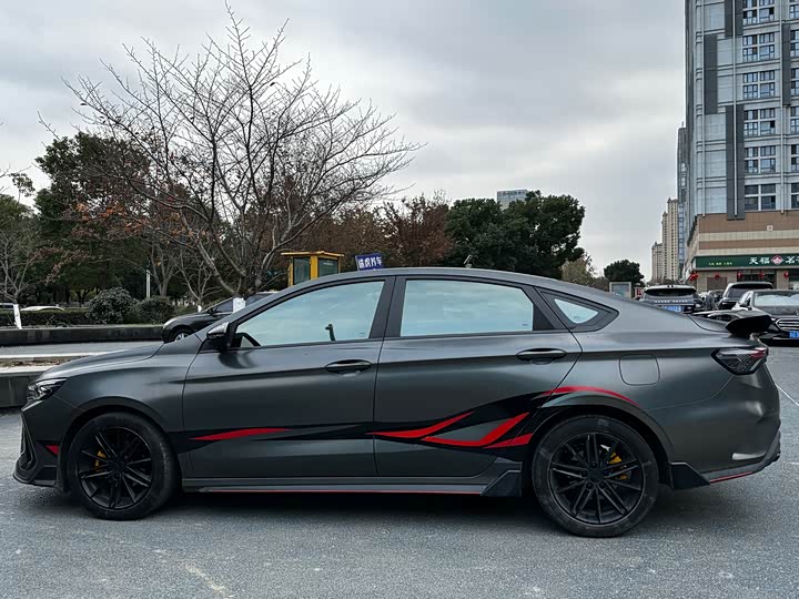 Фото 4 - Geely Binrui