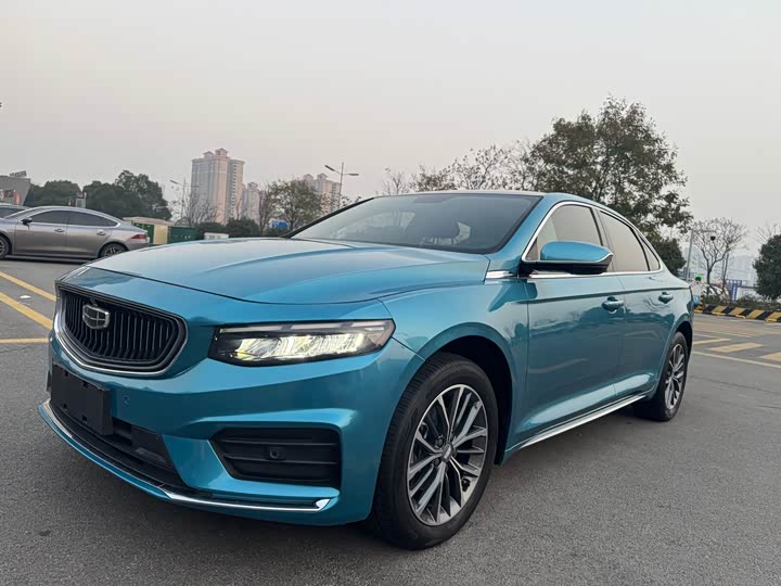 Фото 1 - Geely Preface