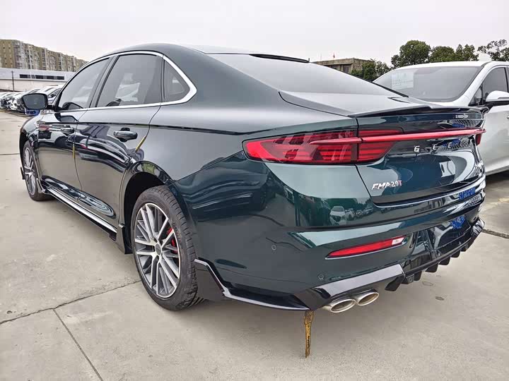 Фото 8 - Geely Preface