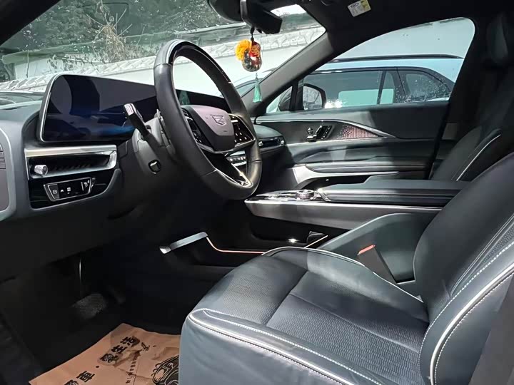 Фото 4 - Cadillac Lyriq