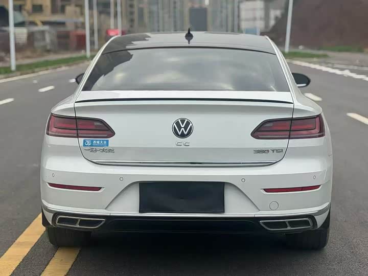 Фото 8 - Volkswagen CC