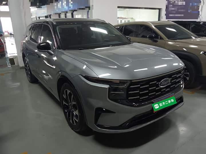 Фото 4 - Ford Edge