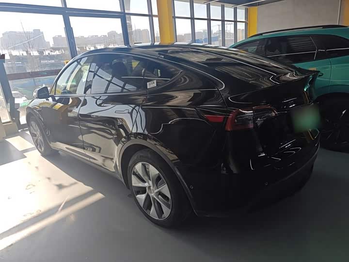 Фото 5 - Tesla Model Y