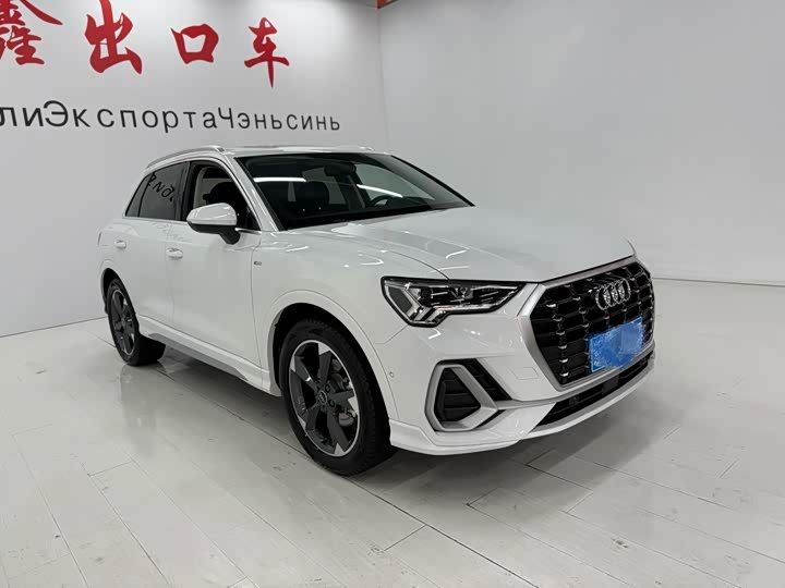 Фото 3 - Audi Q3