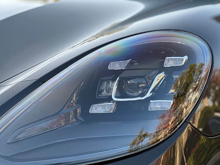 Фото 5 - Porsche Panamera