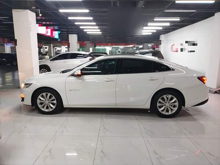 Фото 5 - Chevrolet Malibu XL