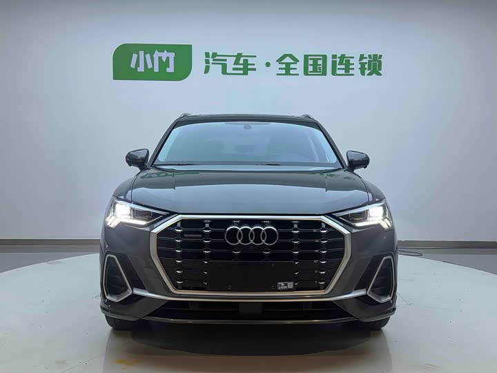 Фото 2 - Audi Q3