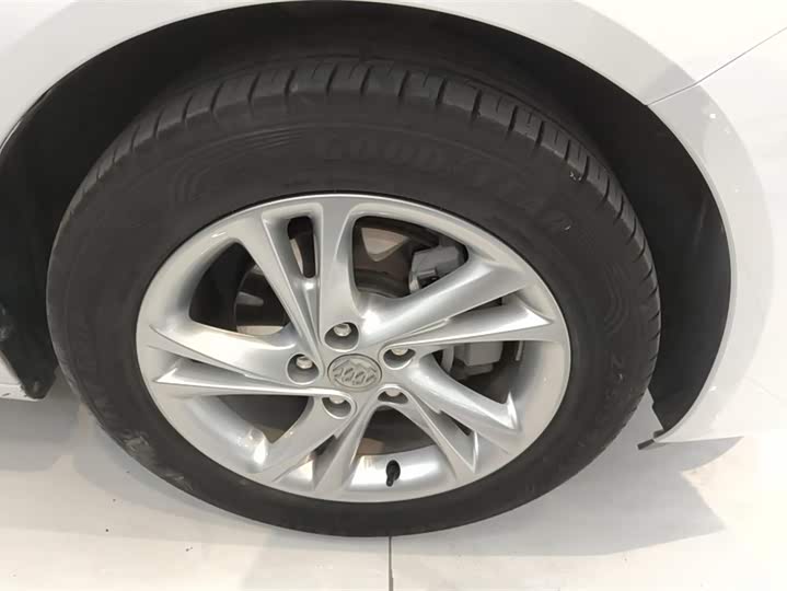 Фото 6 - Buick Regal