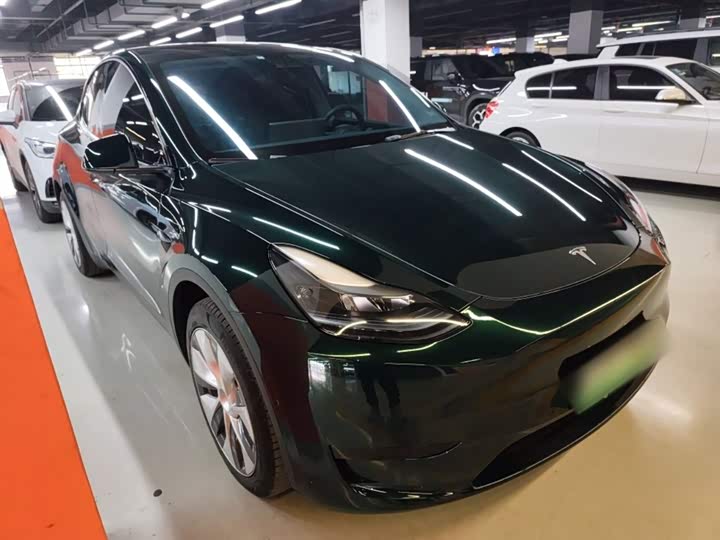 Фото 4 - Tesla Model Y